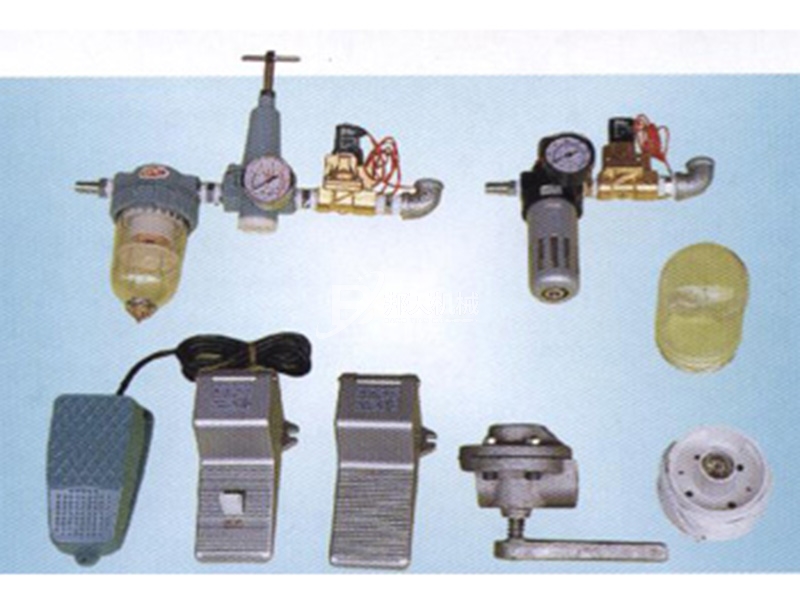 電磁閥、調(diào)壓濾水器、燈座、腳踏開關(guān)、調(diào)砂器